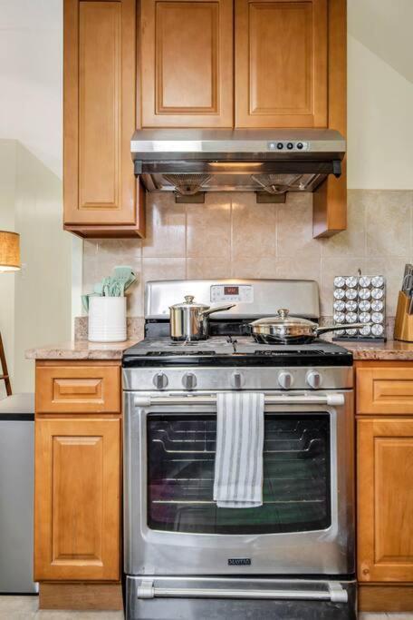 Golden Gem In Heart Of East Rock Quiet 3Br Near Dt And Yale Daire New Haven Dış mekan fotoğraf